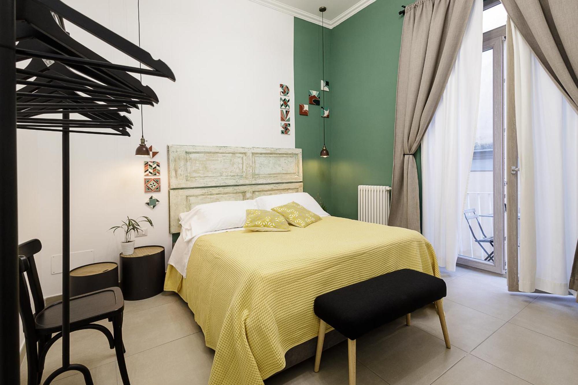 Crianza B&B Napoli Esterno foto