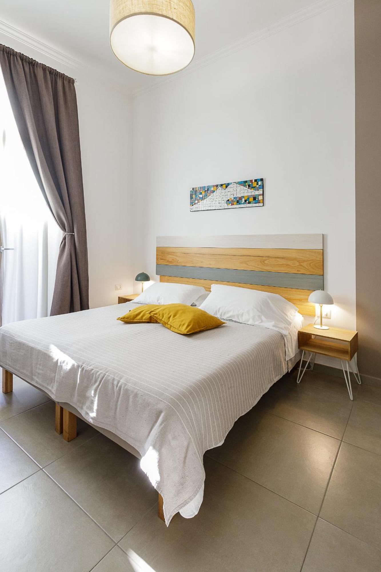 Crianza B&B Napoli Esterno foto