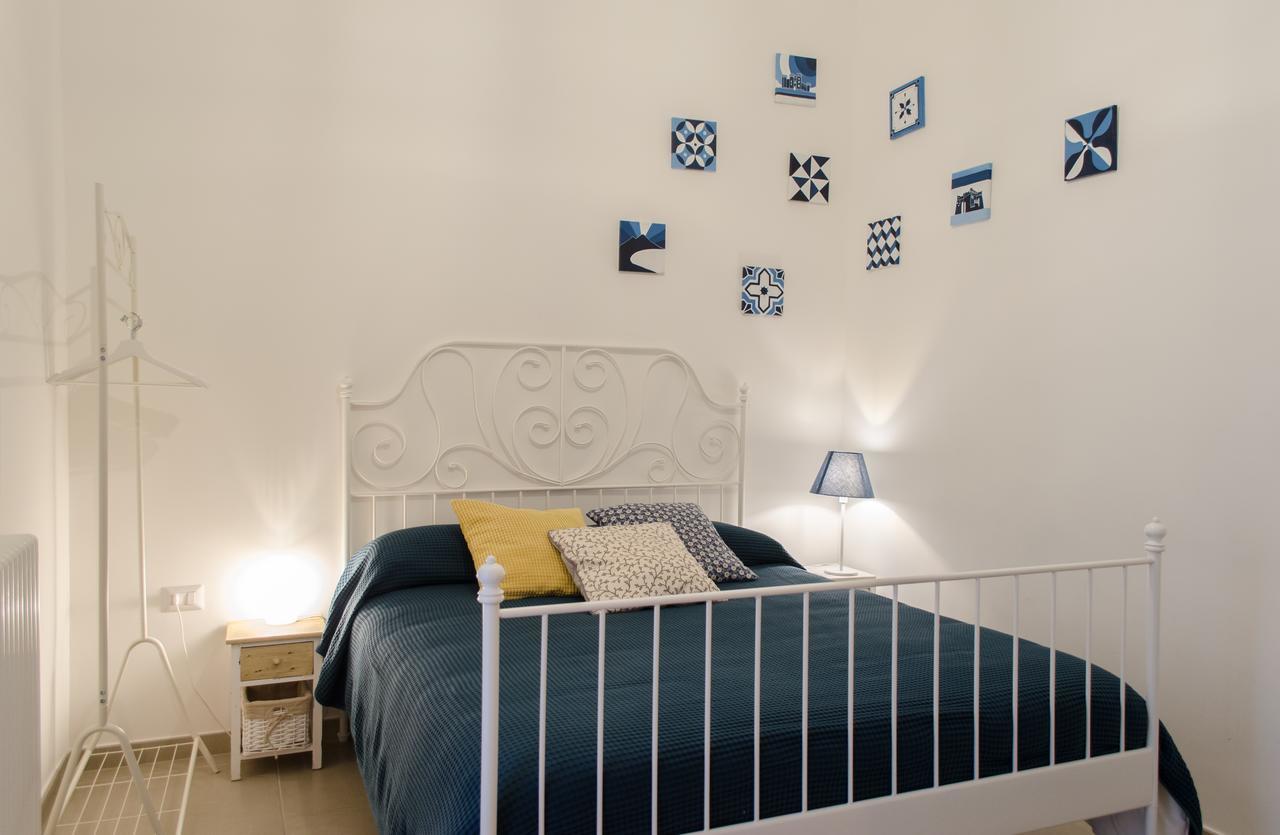 Crianza B&B Napoli Esterno foto